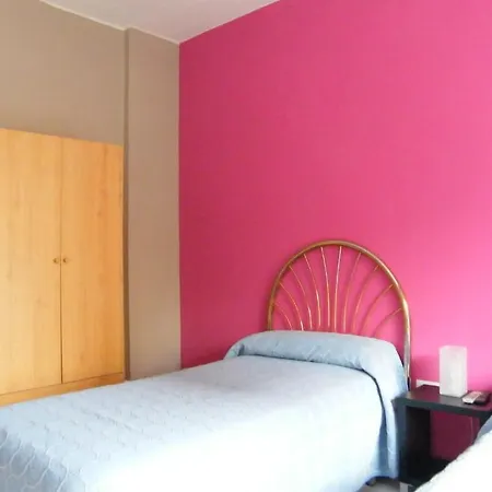 Pension Corona Guest house Zaragoza