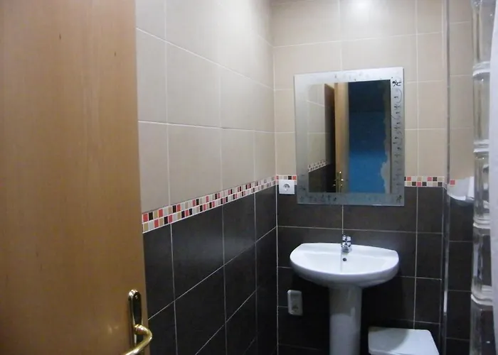 Pension Corona בית הארחה